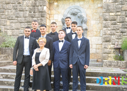 Fotografija 8 - Maturalna večer u Drnišu