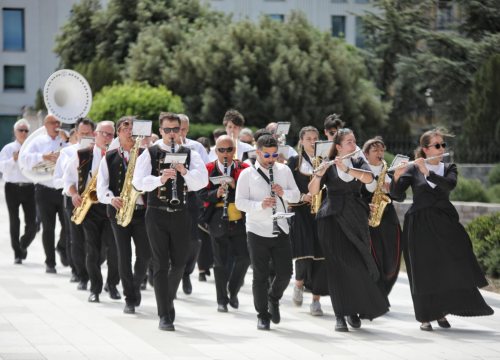 Fotografija 10 - Šibenski glazbari prodefilirali gradom u povodu Dana državnosti