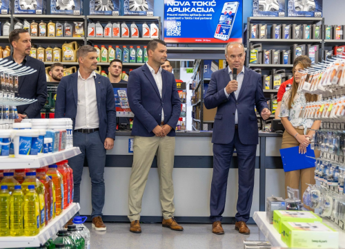 Fotografija 8 - FOTO Autodijelovi uz nagrade za Šibenik – Tokić stigao uz svečanost!