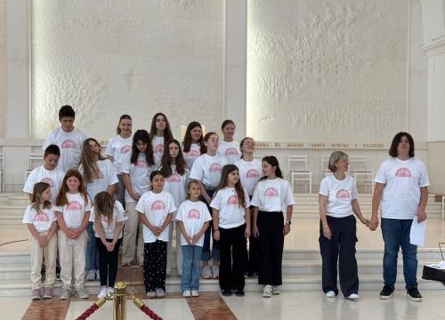 Fotografija 4 - Dječji župni zborovi iz Murtera, Bilica, Knina i Šibenika nastupili na 'Zlatnoj harfi' u Udbini