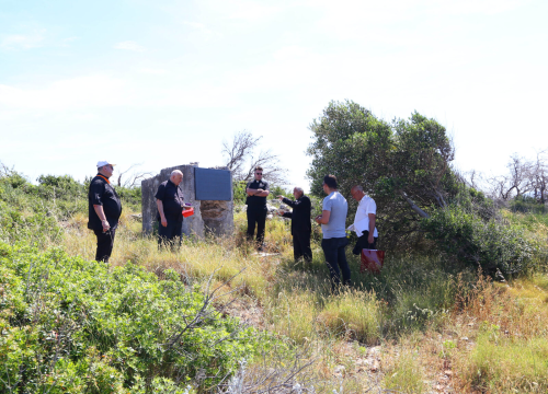 Fotografija 3 - Na otoku Dvainka odana počast ubijenim svećenicima u Drugom svjetskom ratu