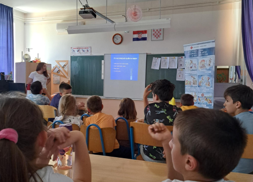 Fotografija 1 - 'Sigurnost na vodi': održana edukacija za školarce u Čistoj Velikoj