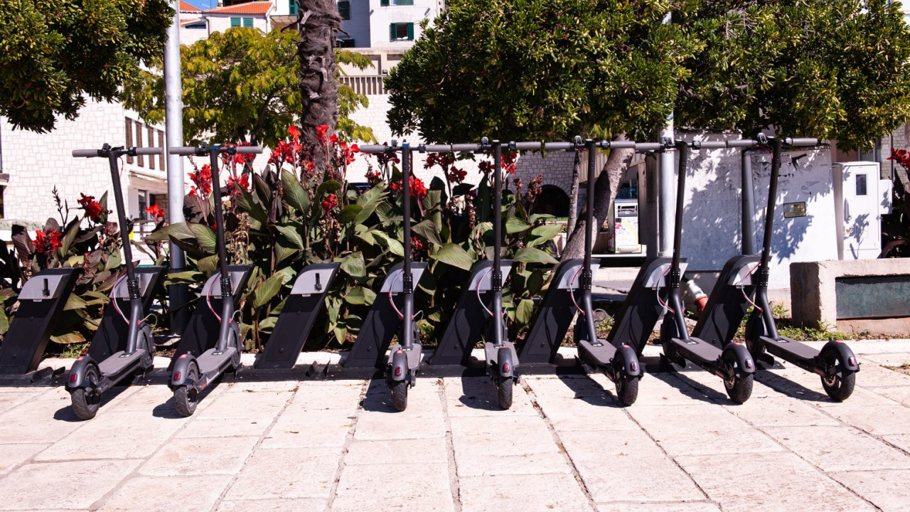 Turkinja pala s romobila u Brodarici i završila s teškim ozljedama u bolnici