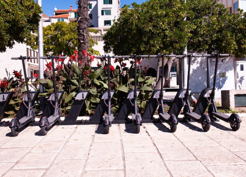 Turkinja pala s romobila u Brodarici i završila s teškim ozljedama u bolnici