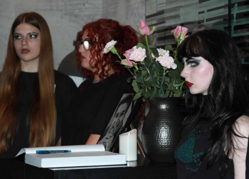 Fotografija 6 - Emotivna komemoracija za Radu Perišu u Arsenu okupila brojne prijatelje i suradnike