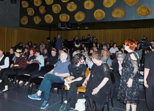 Fotografija 9 - Emotivna komemoracija za Radu Perišu u Arsenu okupila brojne prijatelje i suradnike