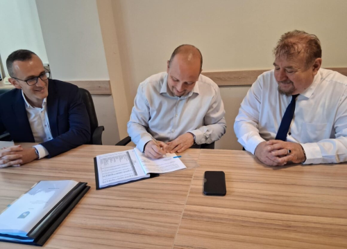 Marijo Ćaćić predao vlast sam sebi: Nova-stara uprava Grada Knina nastavlja s radom