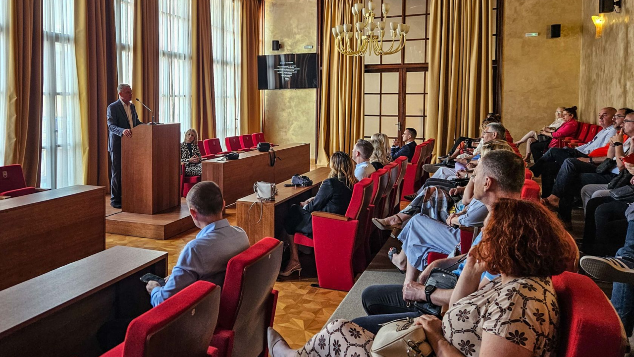 Hrvatska udruga ravnatelja osnovnih škola sastala se u Šibeniku