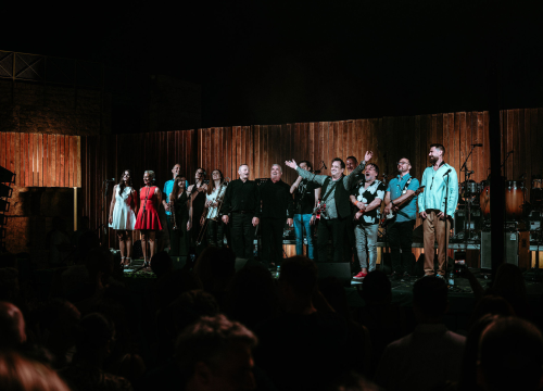 Fotografija 3 - Počelo koncertno ljeto na Tvrđavi sv. Mihovila: Belan proslavio 40 godina karijere i 11 godina pozornice