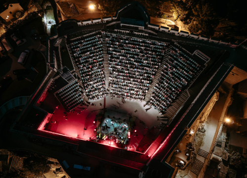 Fotografija 12 - Počelo koncertno ljeto na Tvrđavi sv. Mihovila: Belan proslavio 40 godina karijere i 11 godina pozornice