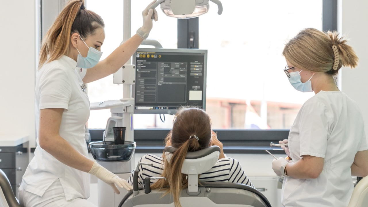 Uz Dental centar Dubravica vaš osmijeh je u sigurnim rukama!