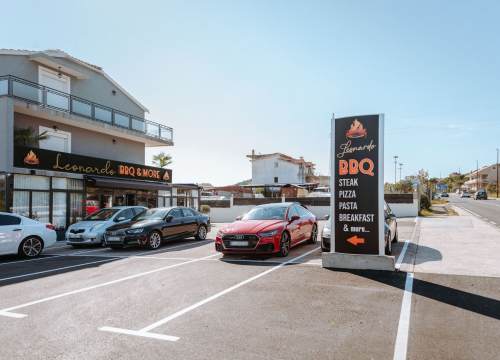 Fotografija 23 - FOTO Uživajte u vrućim ljetnim danima uz mirise s grilla i živu svirku na terasi Leonardo BBQ & More!