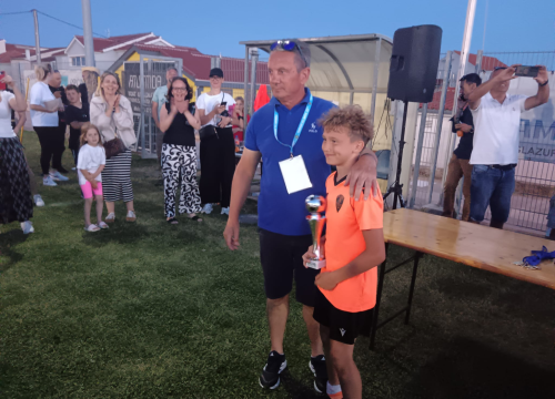 Fotografija 4 - FOTO Ekipa Šibenika U11 prva na tribunjskom, četvrta na drniškom turniru