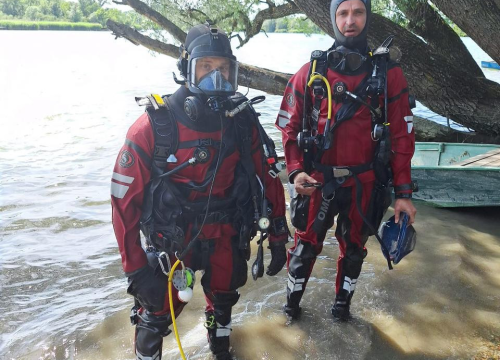 Fotografija 4 - Vodički vatrogasci sudjelovali na specijaliziranoj ronilačkoj obuci HGSS-a