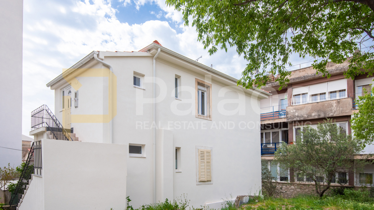 Kompletno renoviran dvosoban stan na Baldekinu – idealna kombinacija lokacije i modernog uređenja