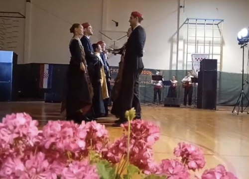 Fotografija 1 -  Održane 20. Miljevačke užance u Drinovcima