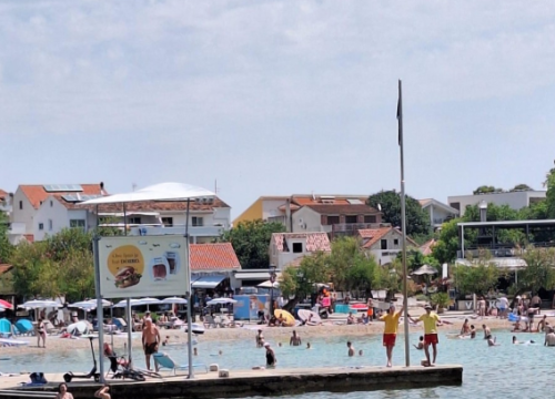 Vodice su jedino turističko mjesto u županiji s Plavim zastavama na dvije plaže