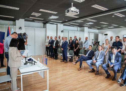 Fotografija 8 - FOTO Ante Galić predsjednik Županijske skupštine, Baranović i Gulam potpredsjednici. Potonjeg Petrina nazvao izdajnikom: 'To je talog i gnjida društva'