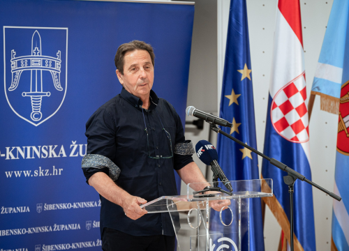 Fotografija 6 - FOTO Ante Galić predsjednik Županijske skupštine, Baranović i Gulam potpredsjednici. Potonjeg Petrina nazvao izdajnikom: 'To je talog i gnjida društva'