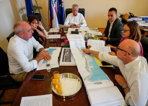 Fotografija 4 - U Gradu održan sastanak o projektu Dolac