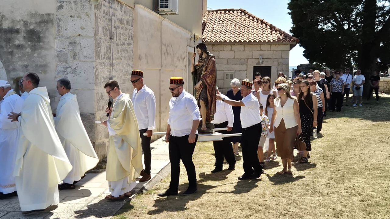 Župljani Konjevrata proslavili blagdan sv. Ivana Krstitelja