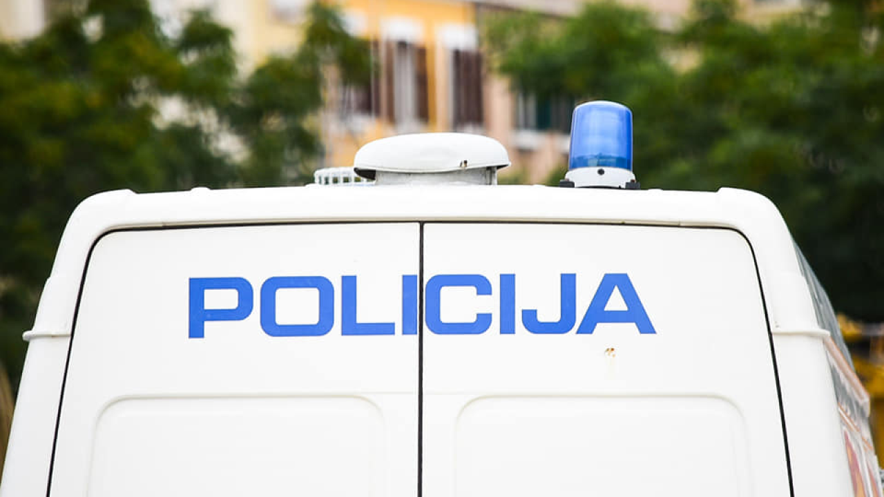 Napali putnike busa koji su putovali iz Beograda u Šibenik