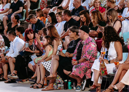 Fotografija 33 - Večer za pamćenje: Matija Cvek & The Funkensteins rasplesali publiku na Tvrđavi sv. Mihovila