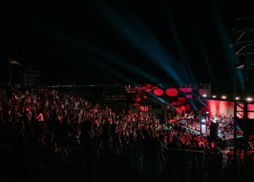 Fotografija 16 - Večer za pamćenje: Matija Cvek & The Funkensteins rasplesali publiku na Tvrđavi sv. Mihovila