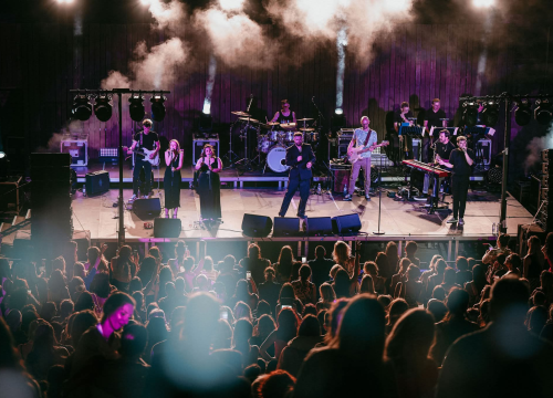 Fotografija 3 - Večer za pamćenje: Matija Cvek & The Funkensteins rasplesali publiku na Tvrđavi sv. Mihovila