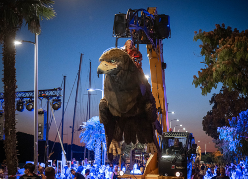 Fotografija 12 - FOTO Nebo, zemlja i more spojili se na zatvaranju MDF-a, predstava neke oduševila, drugi tvrde da je primjerenija za Burning Man