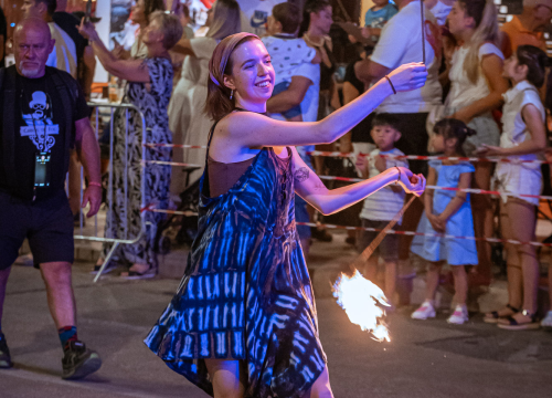 Fotografija 6 - FOTO Nebo, zemlja i more spojili se na zatvaranju MDF-a, predstava neke oduševila, drugi tvrde da je primjerenija za Burning Man