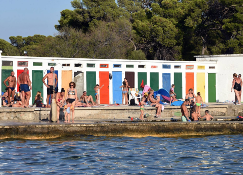 'Ne kužim situaciju na Jadriji': Turistkinja 'istjerana' iz hlada kod kabina, iz Grada pojasnili i otkrili planove