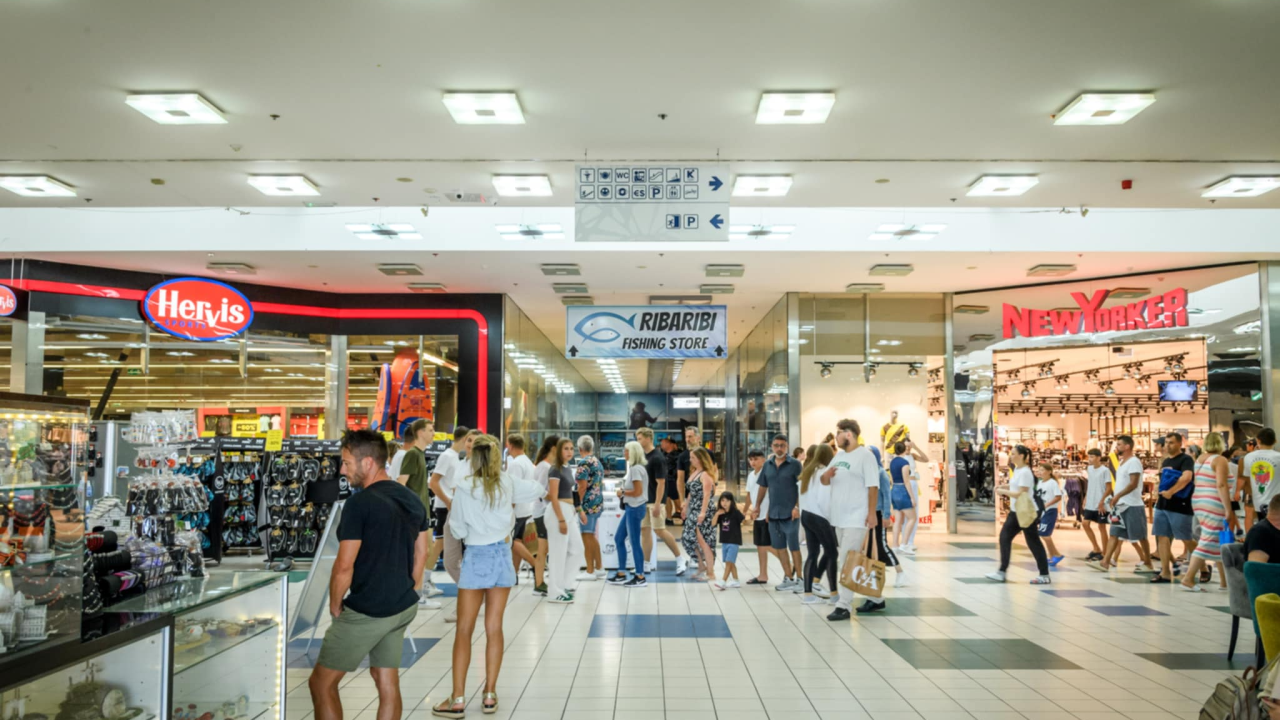 Plavi utorak u Dalmare centru: Dan velikih popusta i pametne kupovine