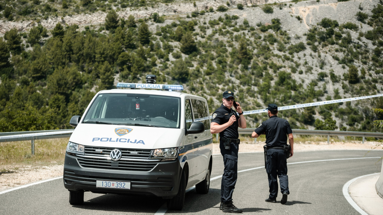 Policija kod odmorišta Krka uhvatila Poljaka koji je krijumčario ljude