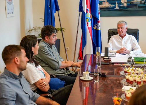 Fotografija 6 - Gradonačelnik Burić primio organizatore MDF-a: 'Siguran sam da će Dječji festival i dalje rasti i razvijati se'