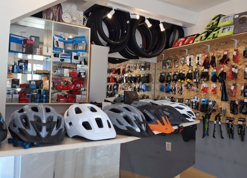 Fotografija 3 - Otvoren je Jop Bike Centar: Servis, trgovina i pomoć na cesti za bicikliste