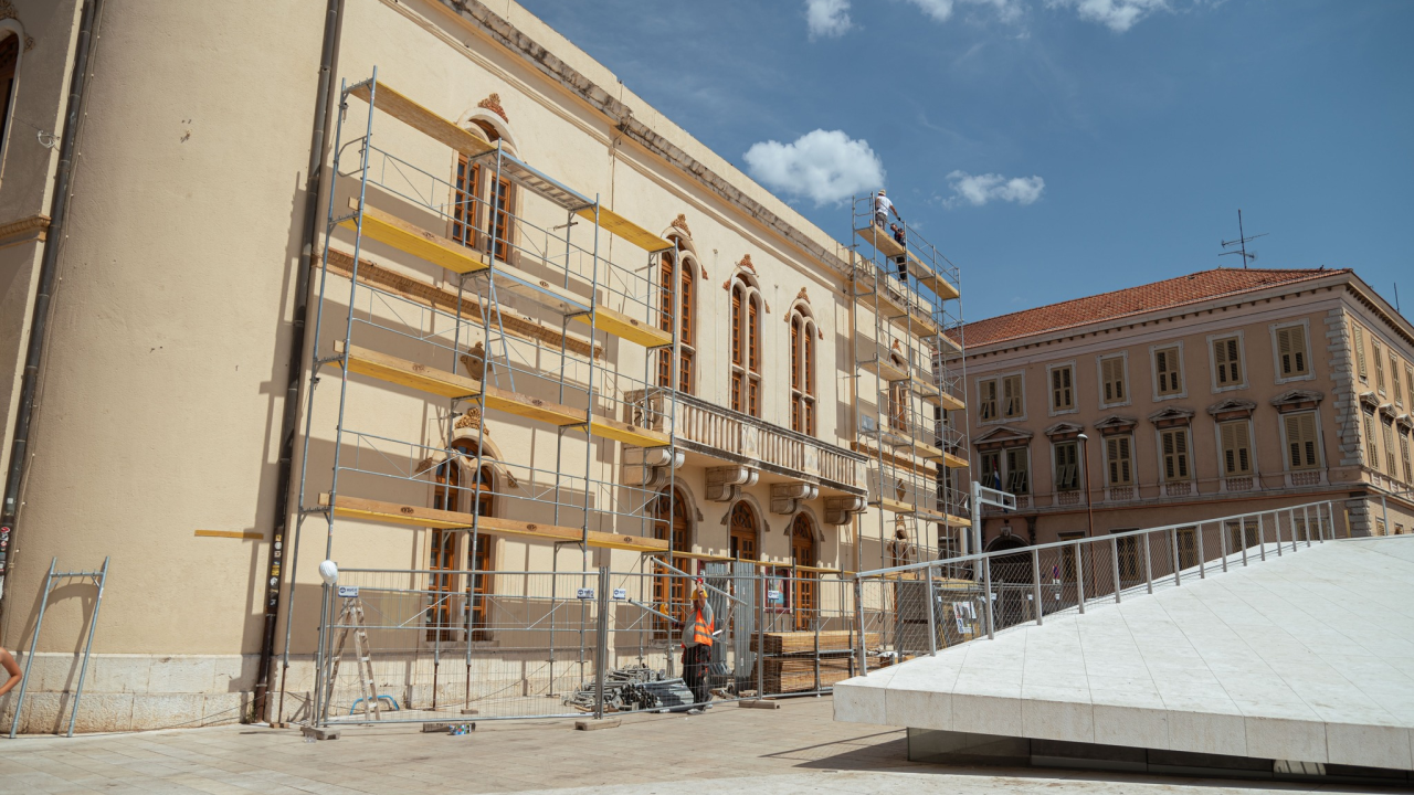 Privremena regulacija prometa zbog sanacije zgrade HNK u Šibeniku