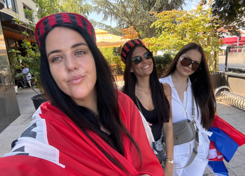 Fotografija 4 - Čavoglave, Drniš, Otavice: Zagreb okupiralo mnoštvo Thompsonovih fanova s hrvatskim zastavama