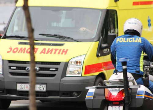 U Vodicama oduzeo prednosti motociklistu, 24- godišnjak teško ozlijeđen