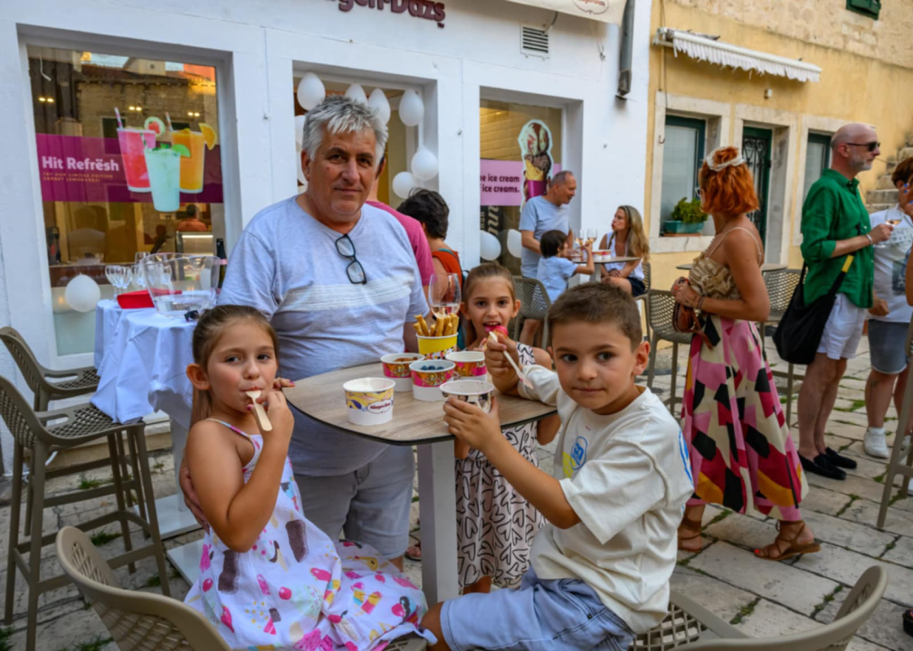 Häagen-Dazs stigao u Šibenik – Sladoled koji osvaja svijet sada i na Maloj loži!