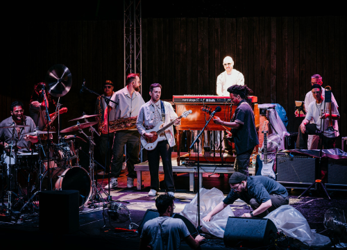 Fotografija 4 - FOTO Gitaristički virtuoz Cory Wong oduševljen Tvrđavom sv. Mihovil, kiša malo skratila koncert