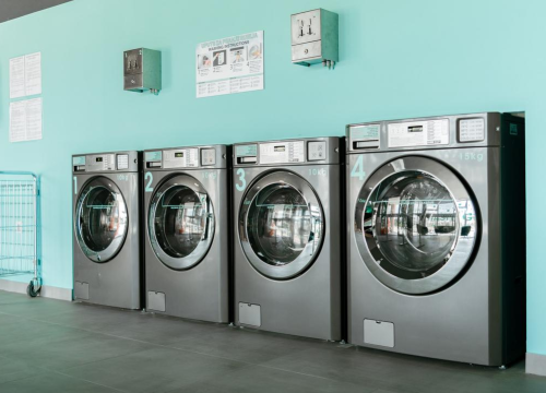 Fotografija 7 - Wash'n'Go praonica rublja u Mandalini postala pravi hit među Šibenčanima