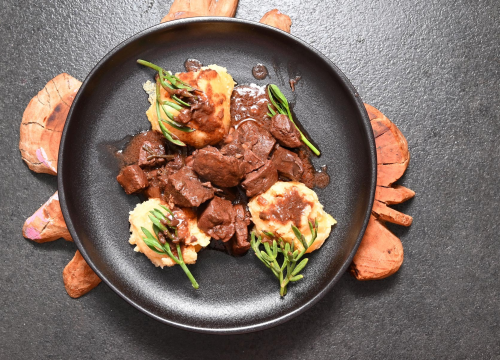 Fotografija 5 - Tromilja: Bife Ivan – Prva društvena mreža uz janjetinu i špricer