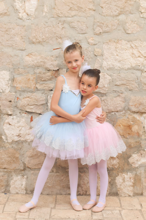 Šibenčanka Meri Višnjić i njene balerine  u Tribunju stvaraju bajku