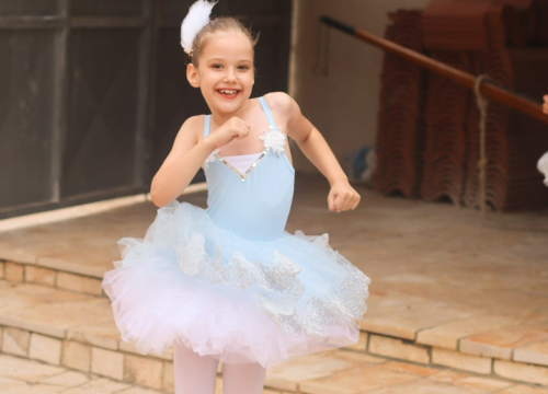 Fotografija 4 - Šibenčanka Meri Višnjić i njene balerine  u Tribunju stvaraju bajku