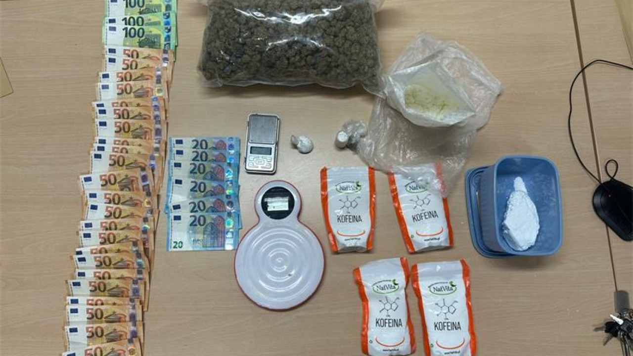 Šibenska policija u kući 29-godišnjaka pronašla kokain, speed i marihuanu, vage i veću količinu novaca