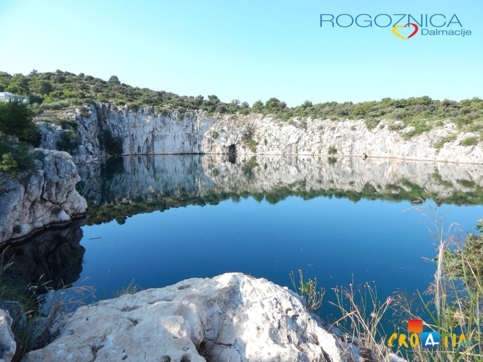 Legenda o krvoločnom zmaju Murinu s dna rogozničkog jezera