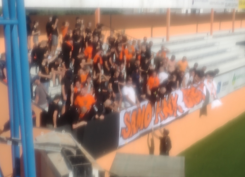 Fotografija 1 - FOTO Funcuti podržali svoje ljubimce u narančastom na startu priprema: Klupski grb uskoro opet plavi