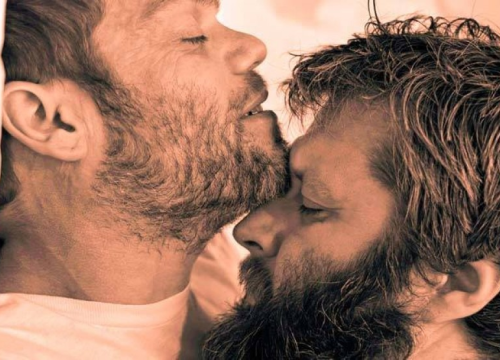 Muška ljubav odavno prisutna u Dalmatinskoj zagori: 'Mali moj, moj golube mrki, bi'l se dao poljubiti brki'