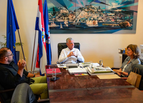 Fotografija 1 - Željko Burić primio veleposlanicu Portugala Mariu Manuel Durão